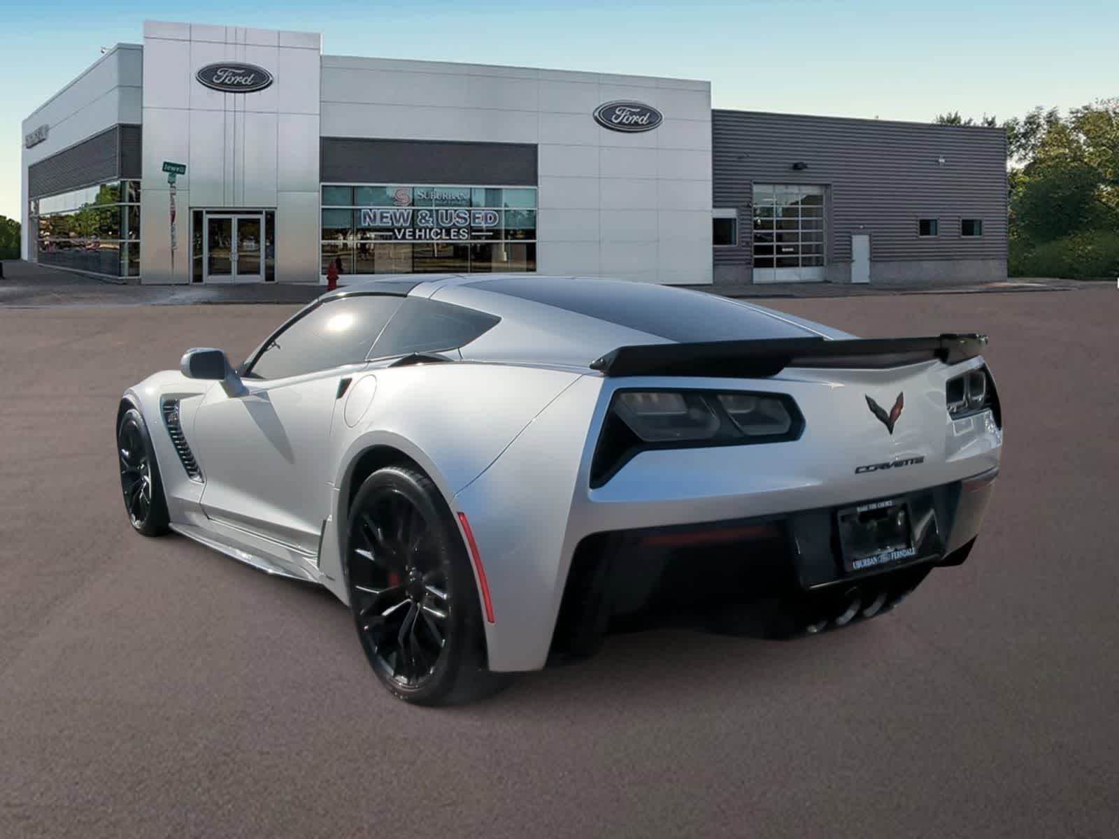 Thumbnail: 2017 Chevrolet Corvette - 8