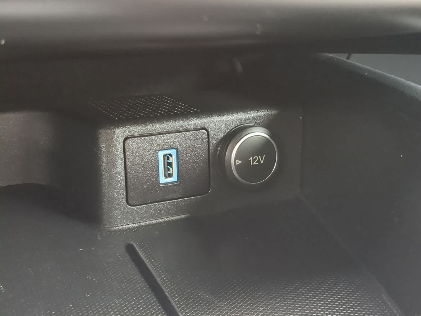 Thumbnail: 2020 Ford Escape - 32