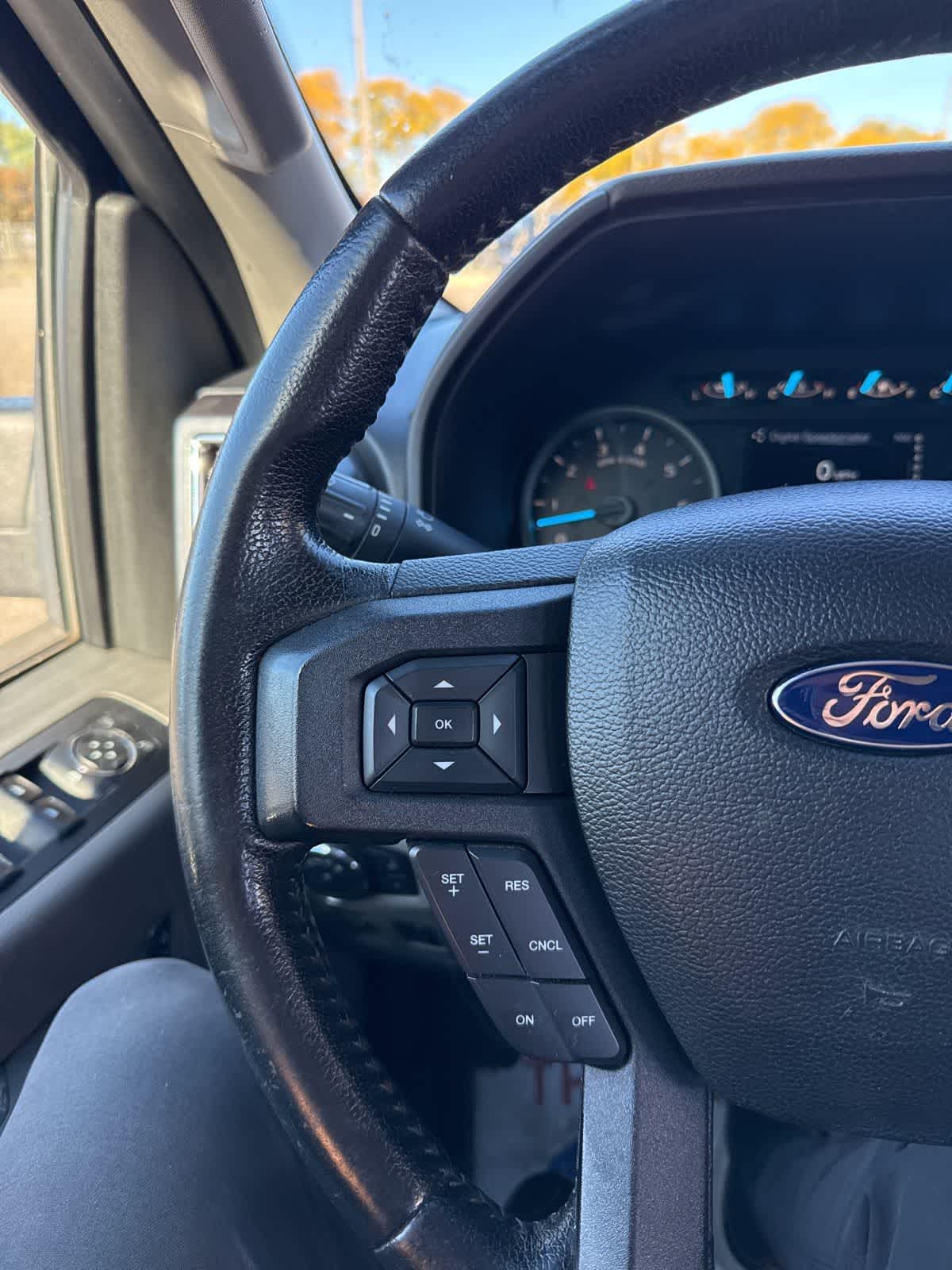 Thumbnail: 2016 Ford F-150 - 37