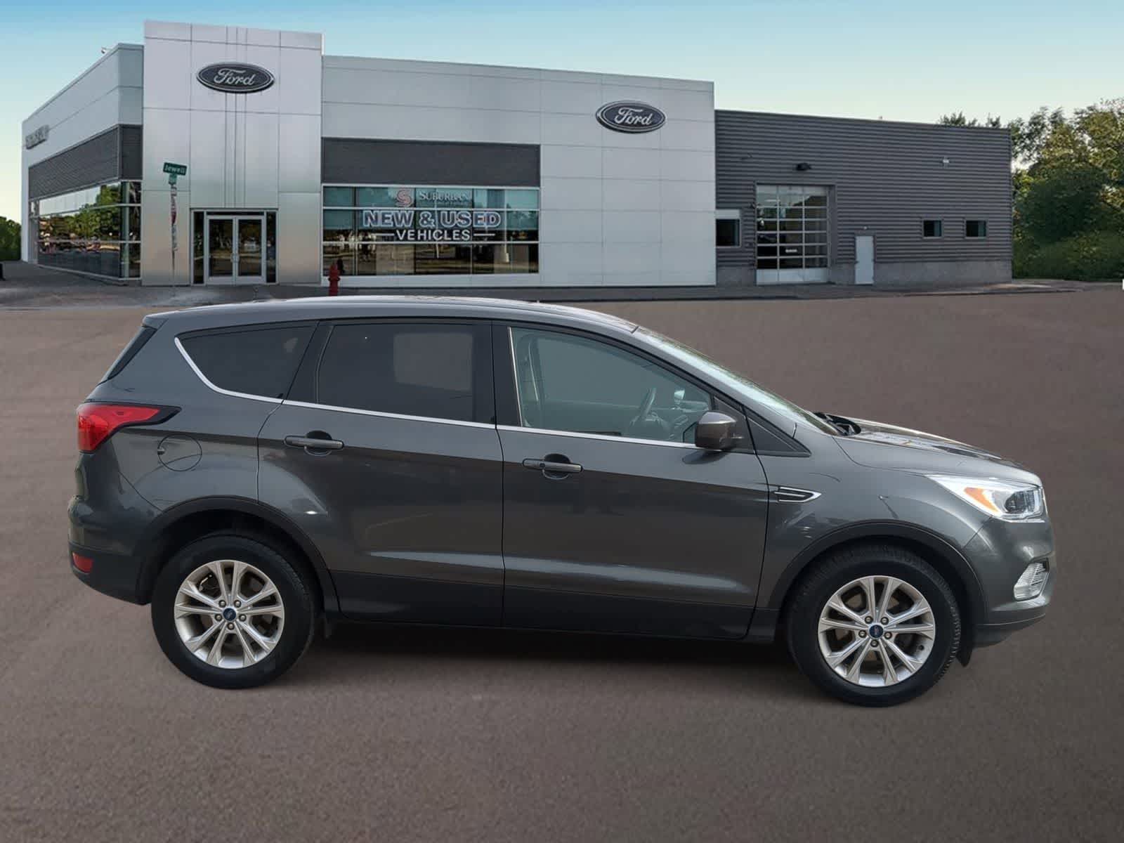 Thumbnail: 2019 Ford Escape - 12