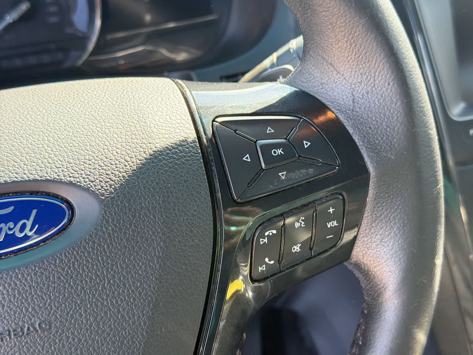 Thumbnail: 2016 Ford Explorer - 29
