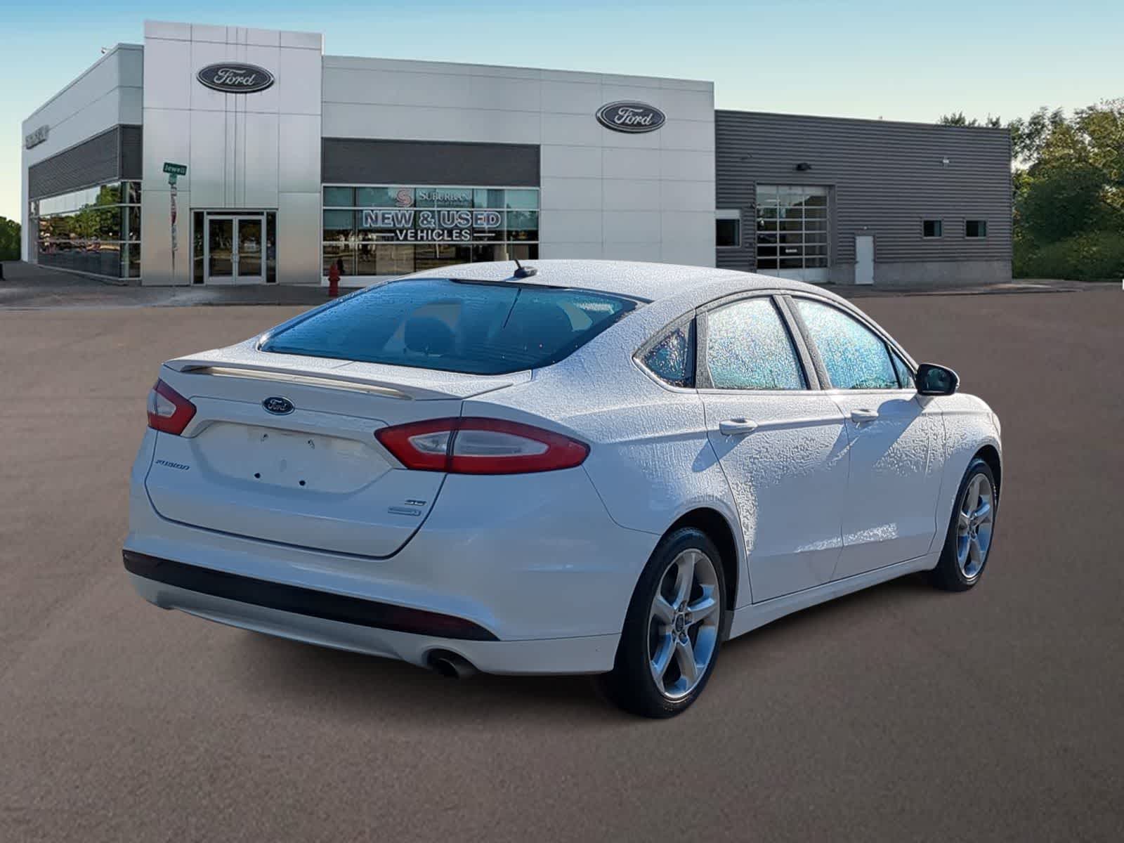 Thumbnail: 2013 Ford Fusion - 11