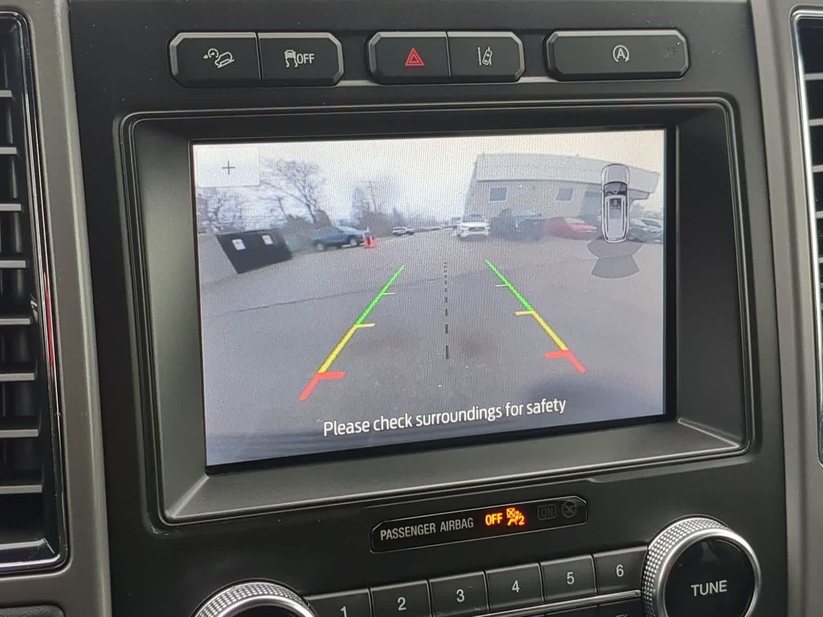 Thumbnail: 2020 Ford Expedition - 35