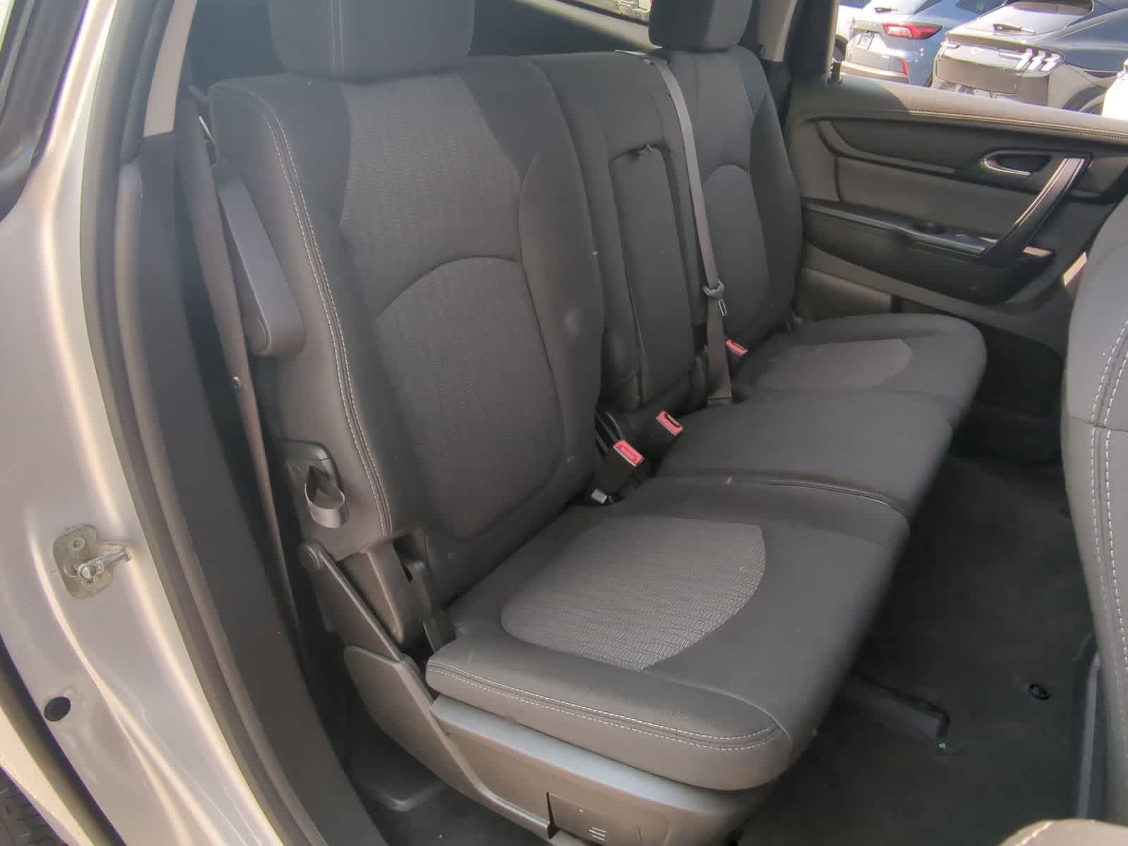 Thumbnail: 2014 Chevrolet Traverse - 27