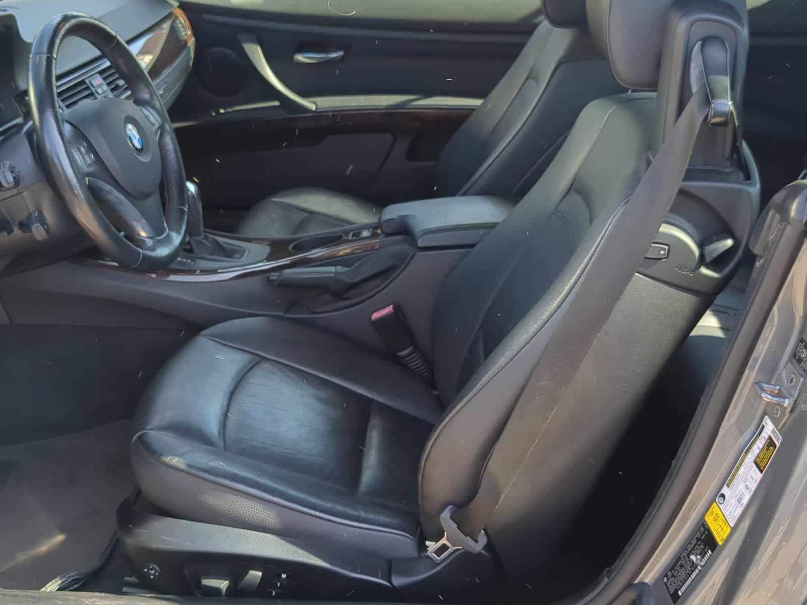 Thumbnail: 2010 BMW 3 Series - 23