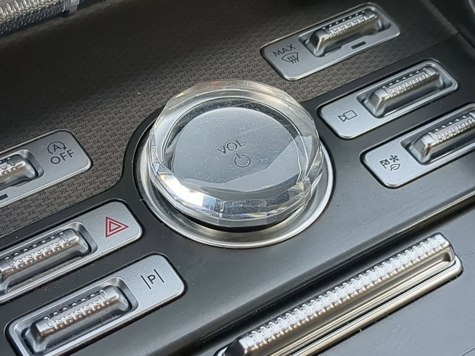 Thumbnail: 2024 Lincoln Nautilus - 34