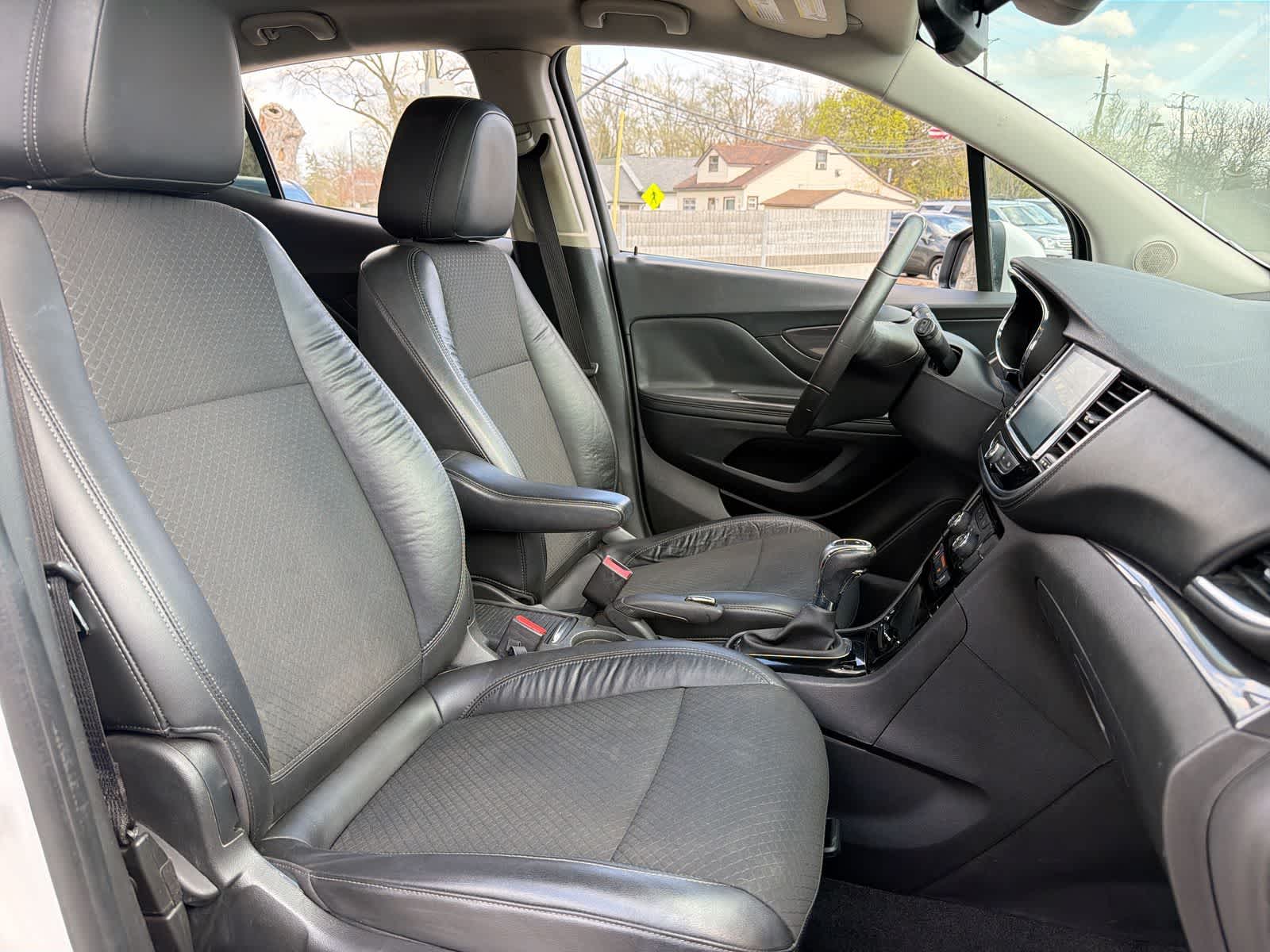 Thumbnail: 2017 Buick Encore - 25