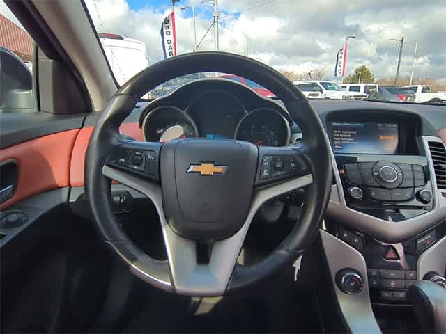 2014 Chevrolet Cruze LT 21