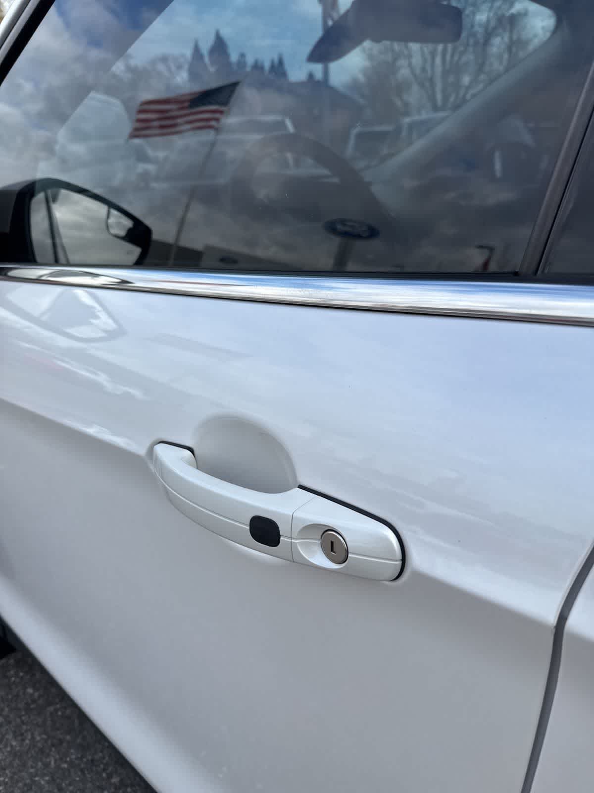 Thumbnail: 2018 Ford Escape - 9