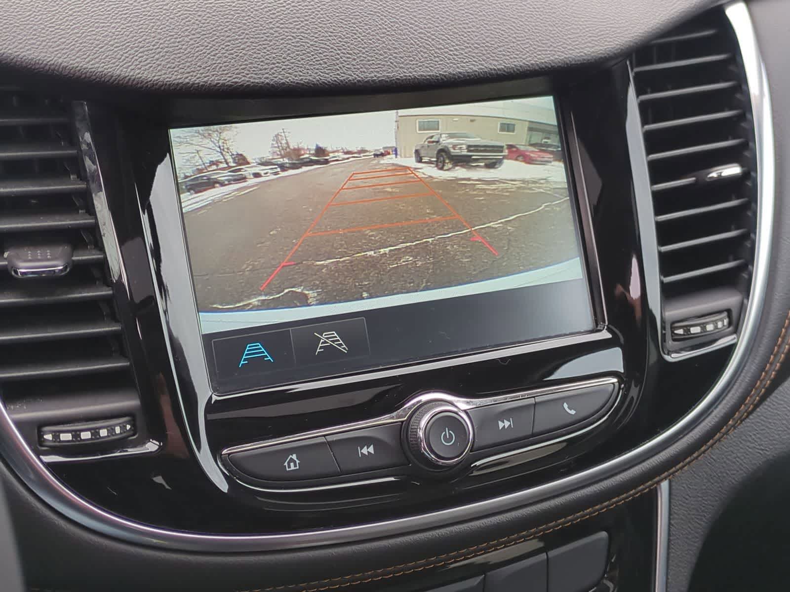 Thumbnail: 2017 Chevrolet Trax - 41