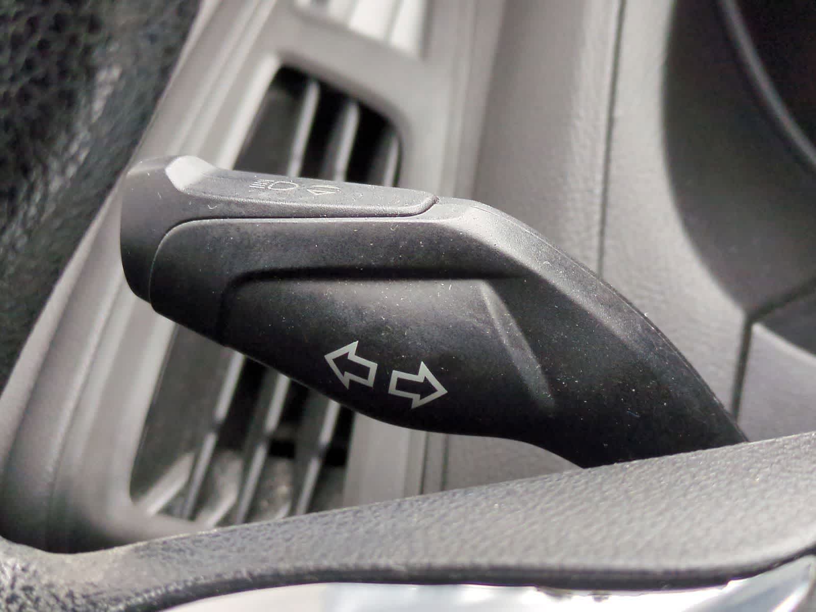 Thumbnail: 2012 Ford Focus - 28