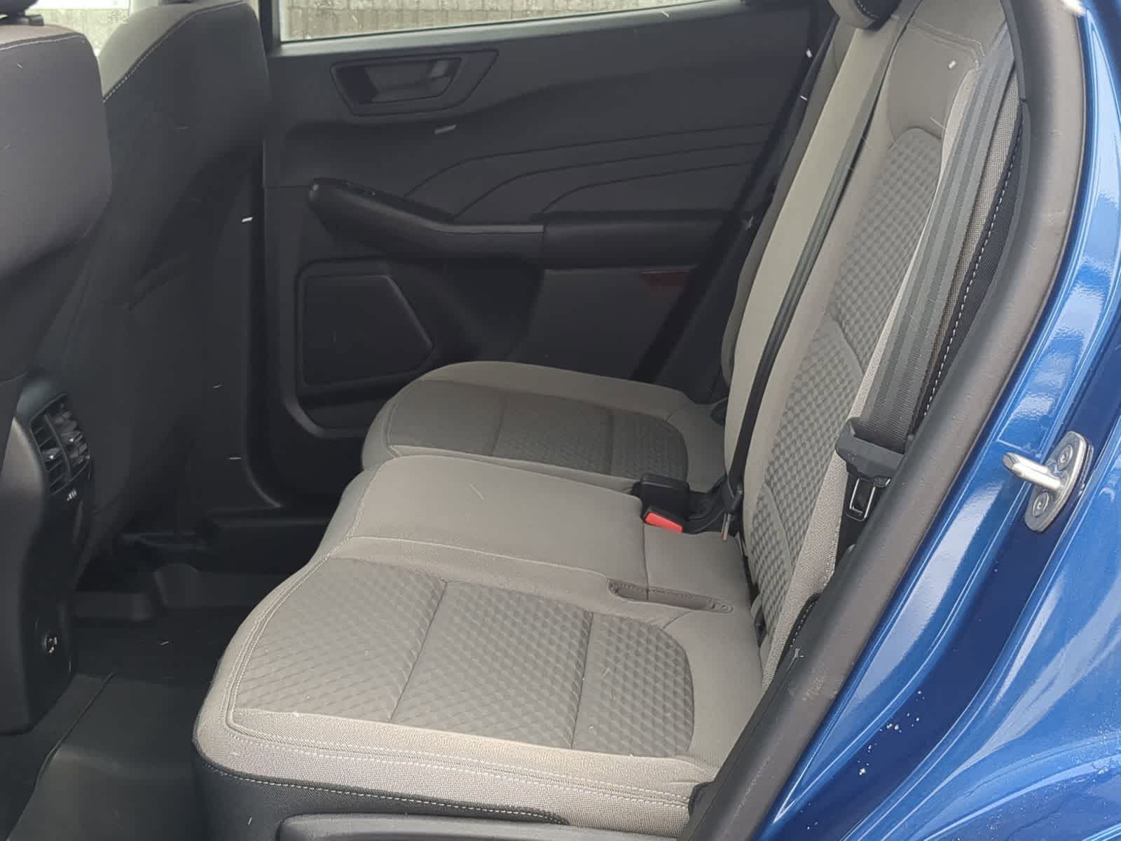 Thumbnail: 2022 Ford Escape - 23