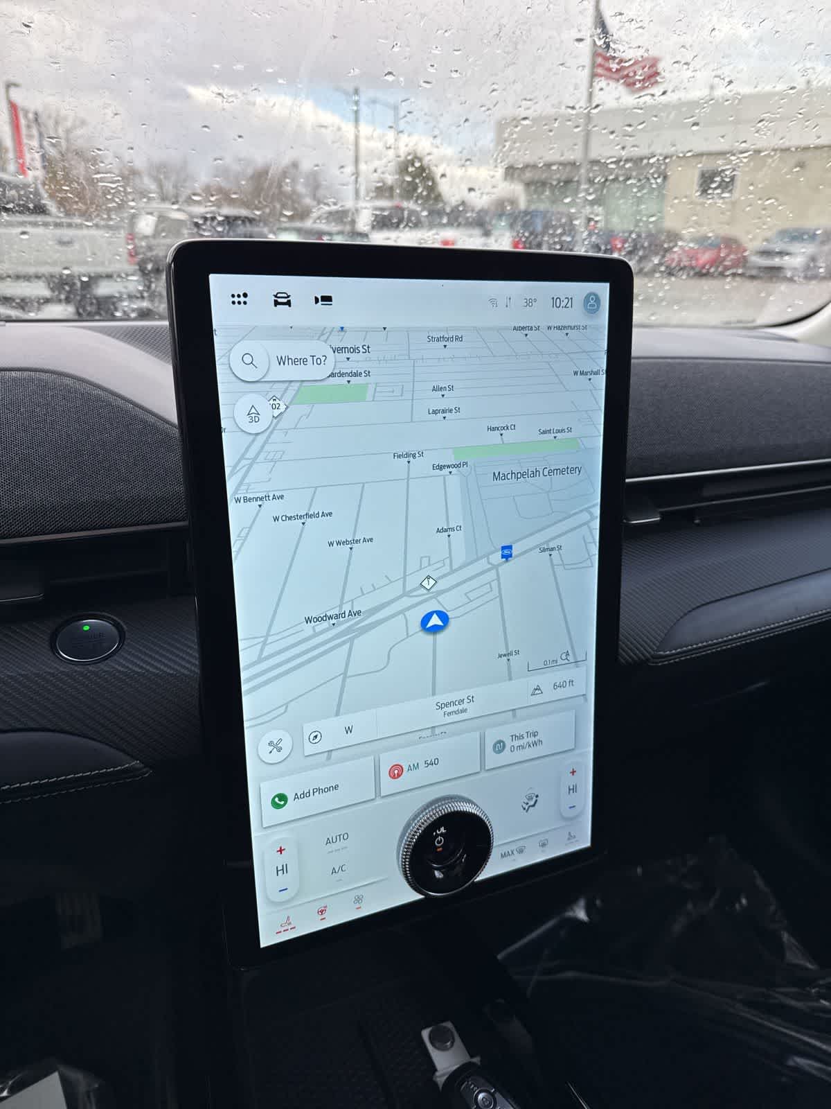 Thumbnail: 2022 Ford Mustang Mach-E - 32