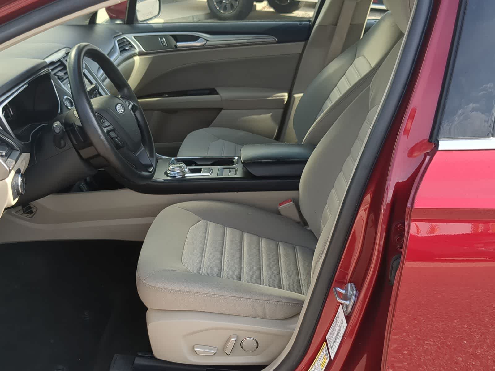 Thumbnail: 2019 Ford Fusion - 19