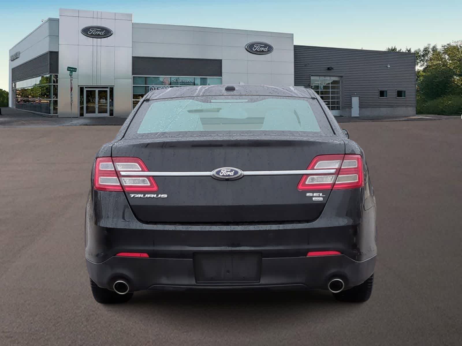 Thumbnail: 2018 Ford Taurus - 10