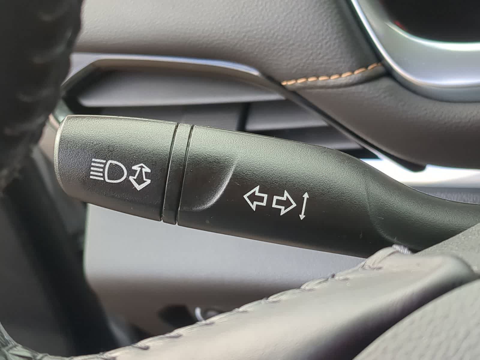 Thumbnail: 2019 Chevrolet Traverse - 32