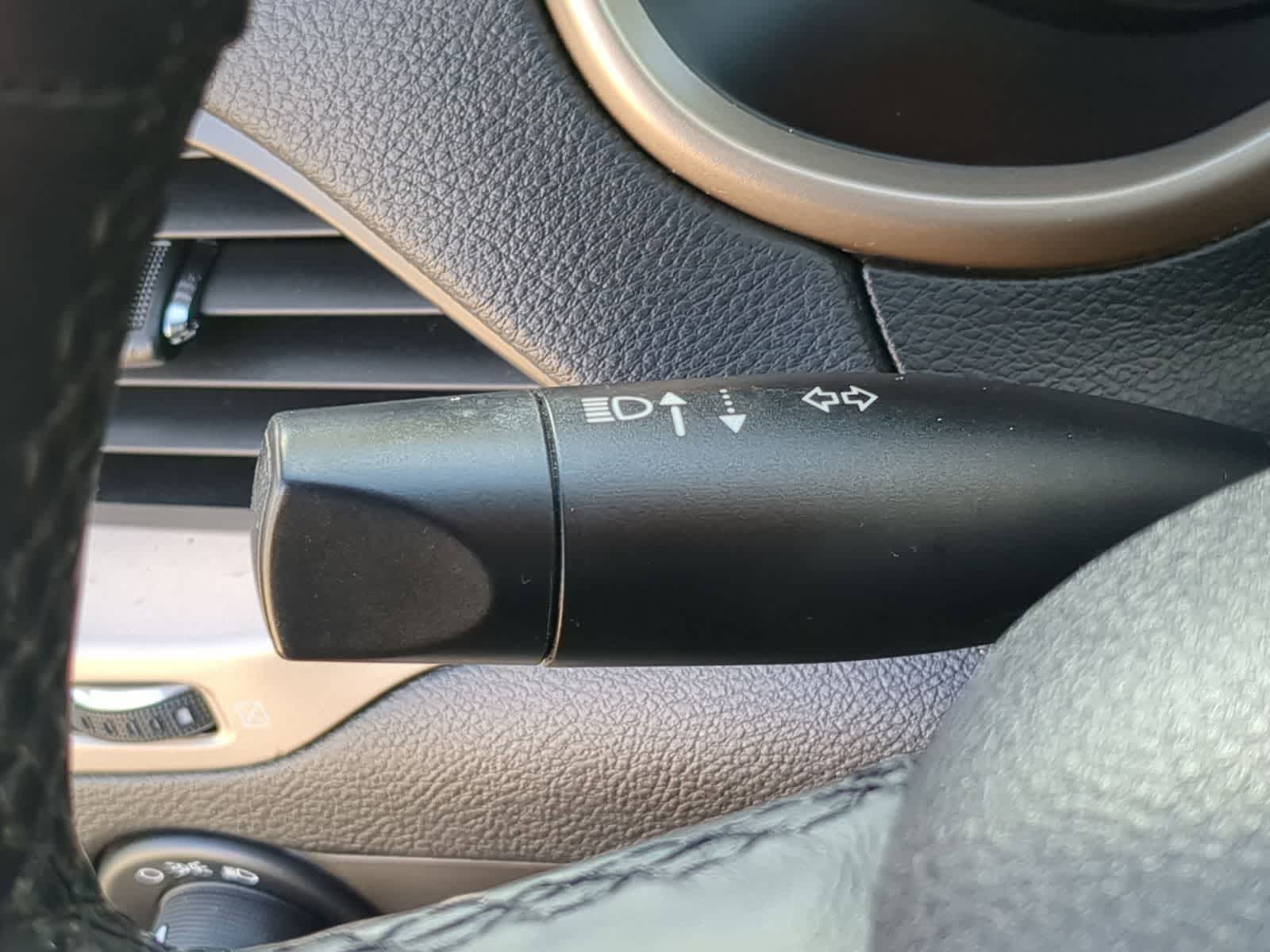 Thumbnail: 2014 Jeep Cherokee - 31