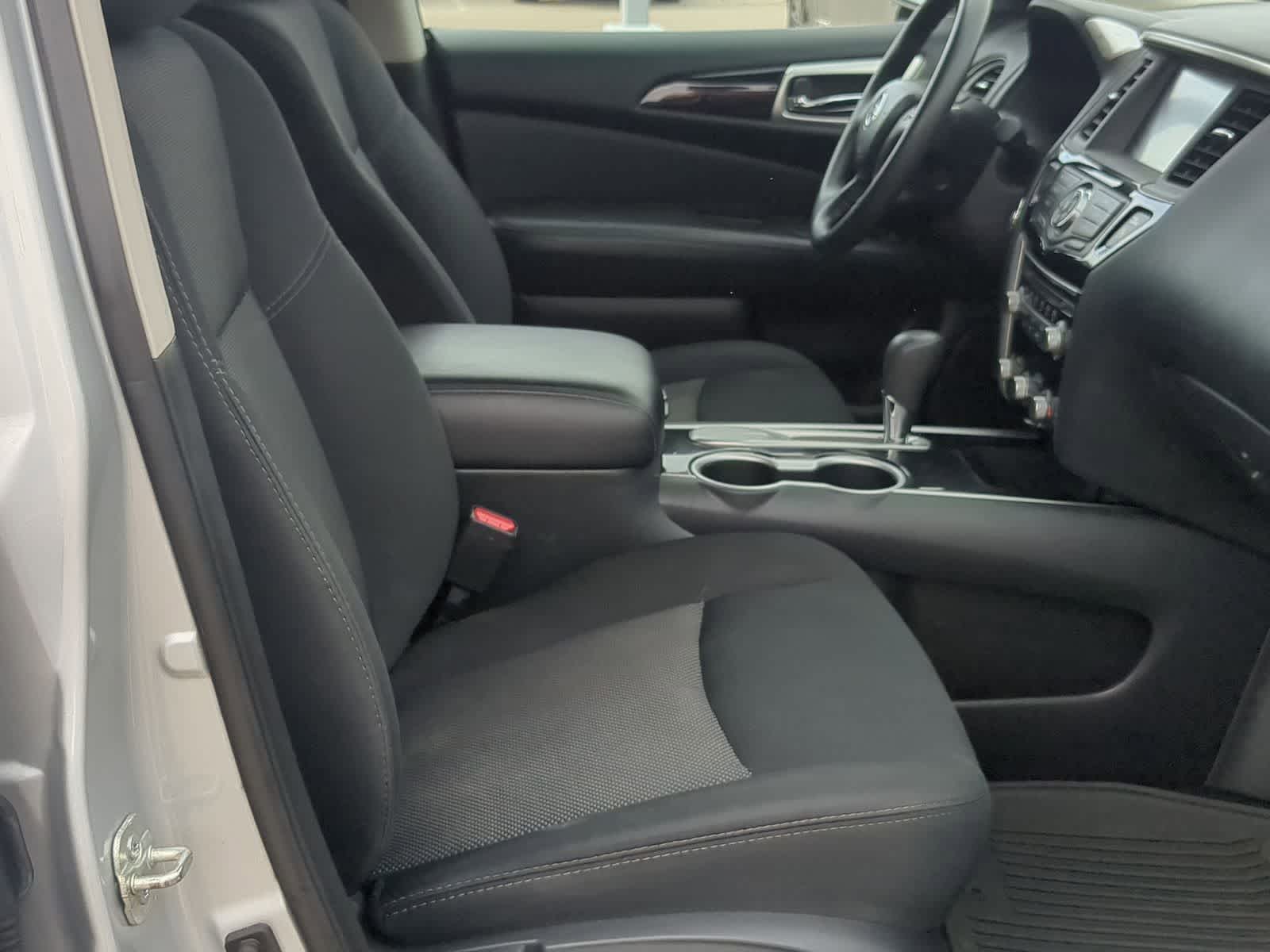 Thumbnail: 2019 Nissan Pathfinder - 22