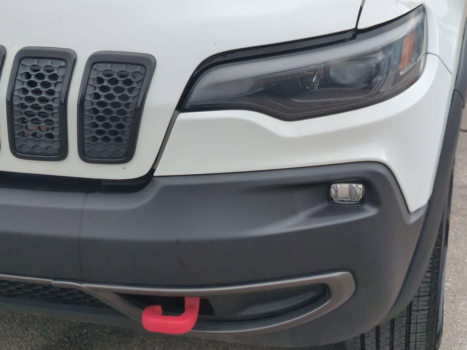 Thumbnail: 2020 Jeep Cherokee - 21