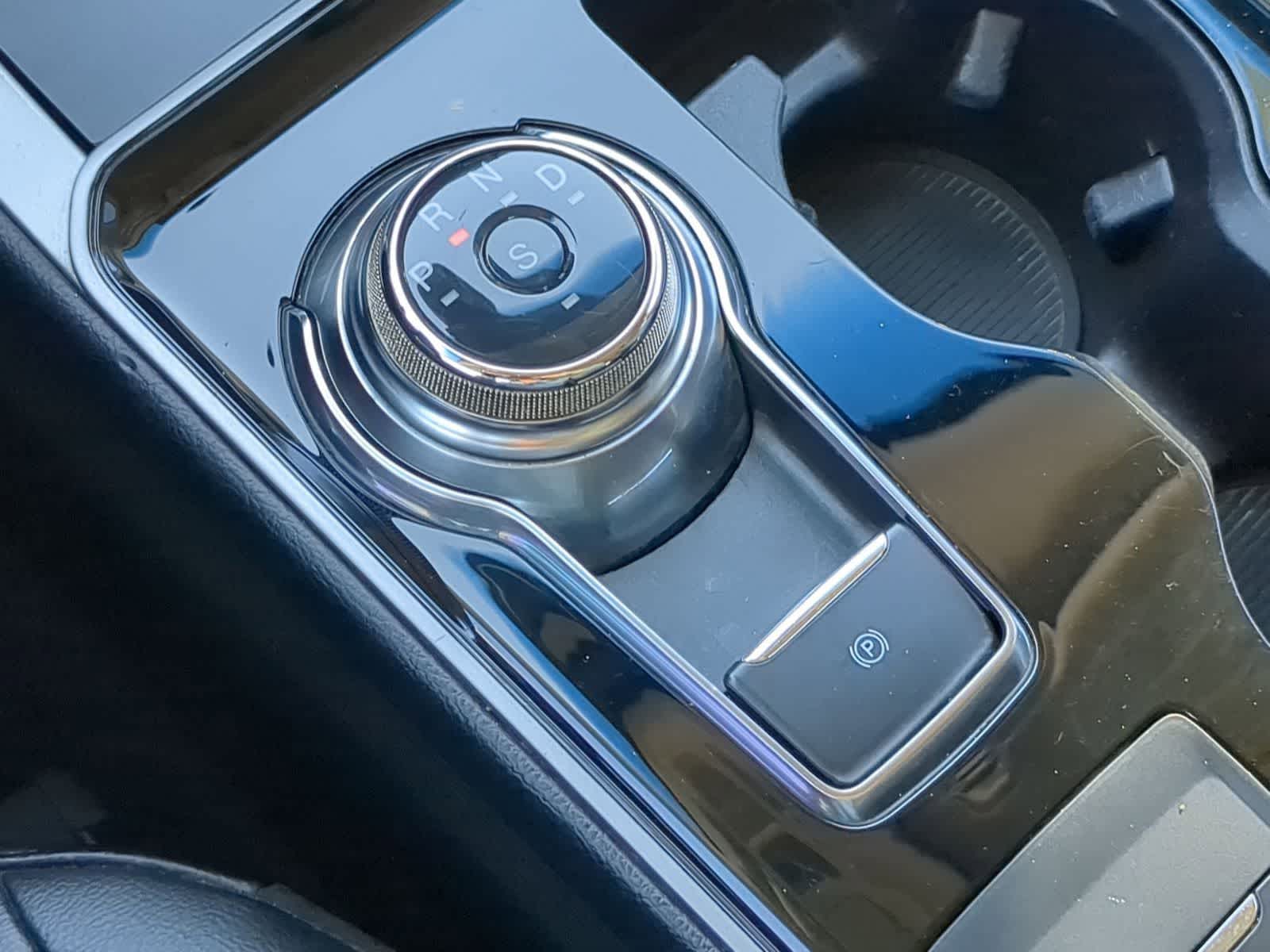 Thumbnail: 2019 Ford Edge - 34