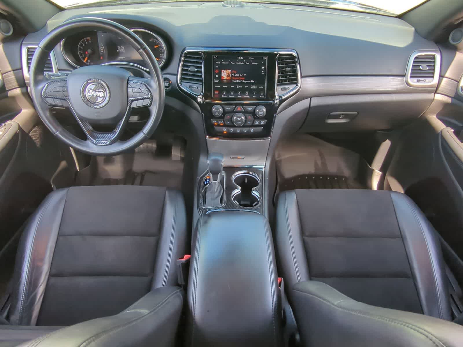 Thumbnail: 2021 Jeep Grand Cherokee - 21