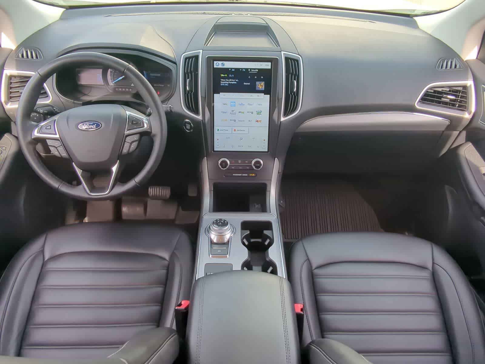 2022 Ford Edge SEL 18