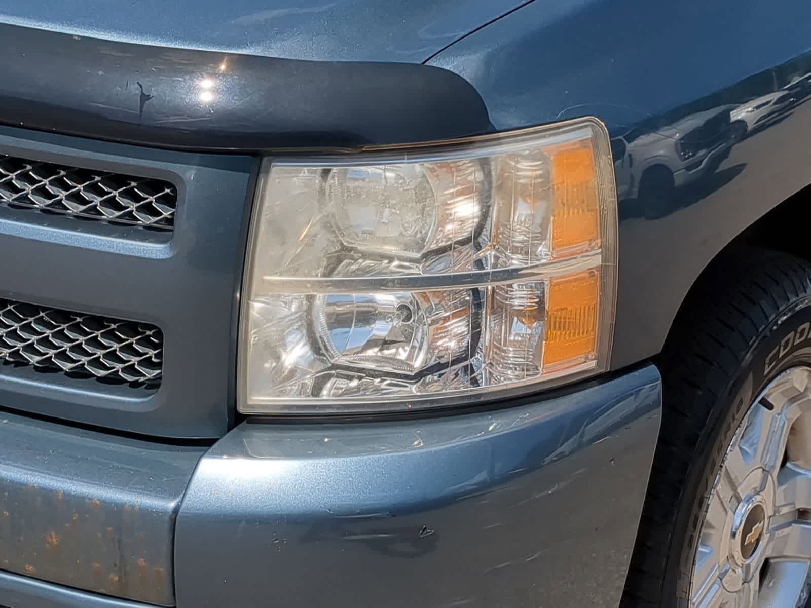 Thumbnail: 2011 Chevrolet Silverado 1500 - 15