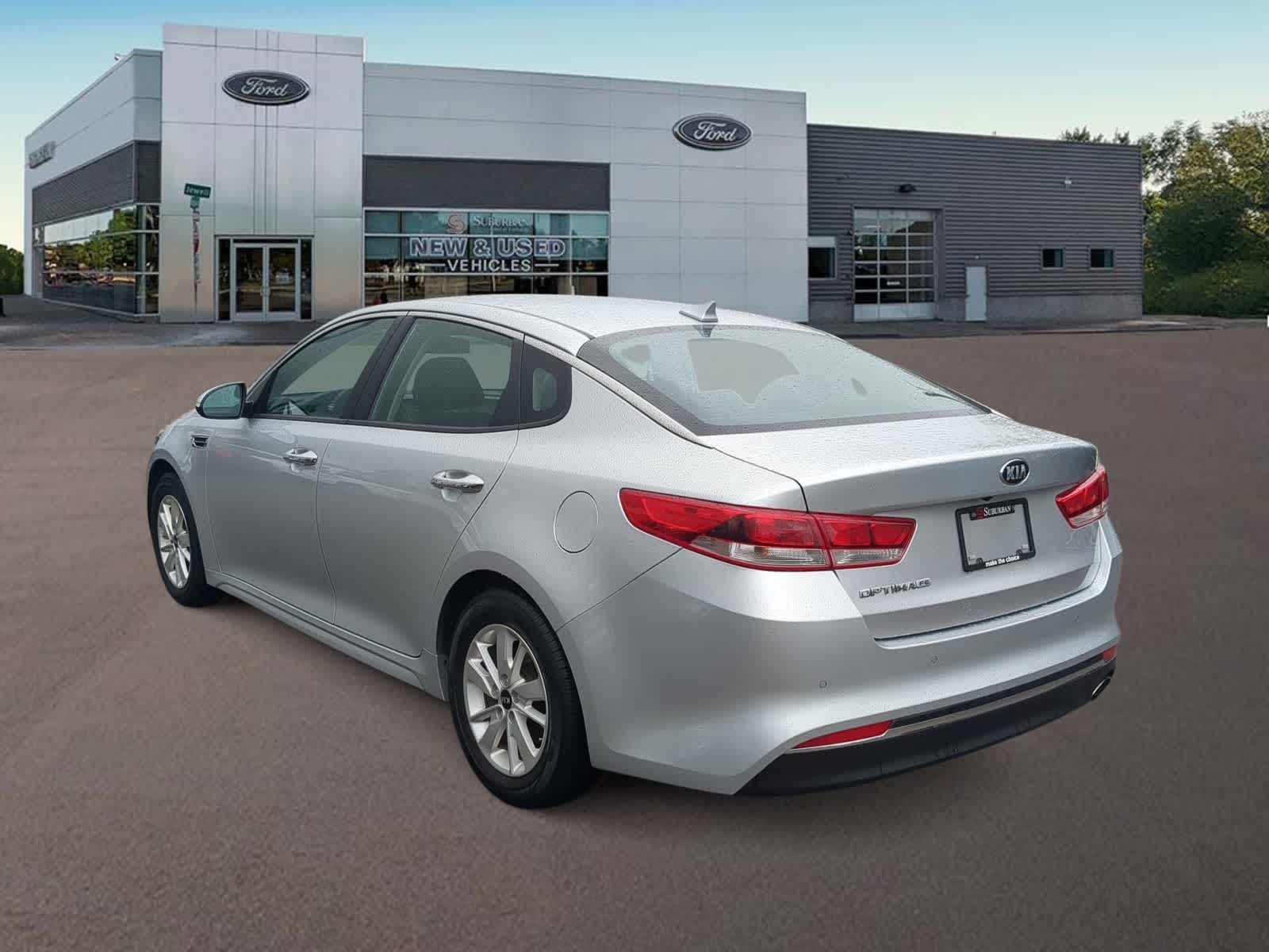 Thumbnail: 2016 Kia Optima - 8