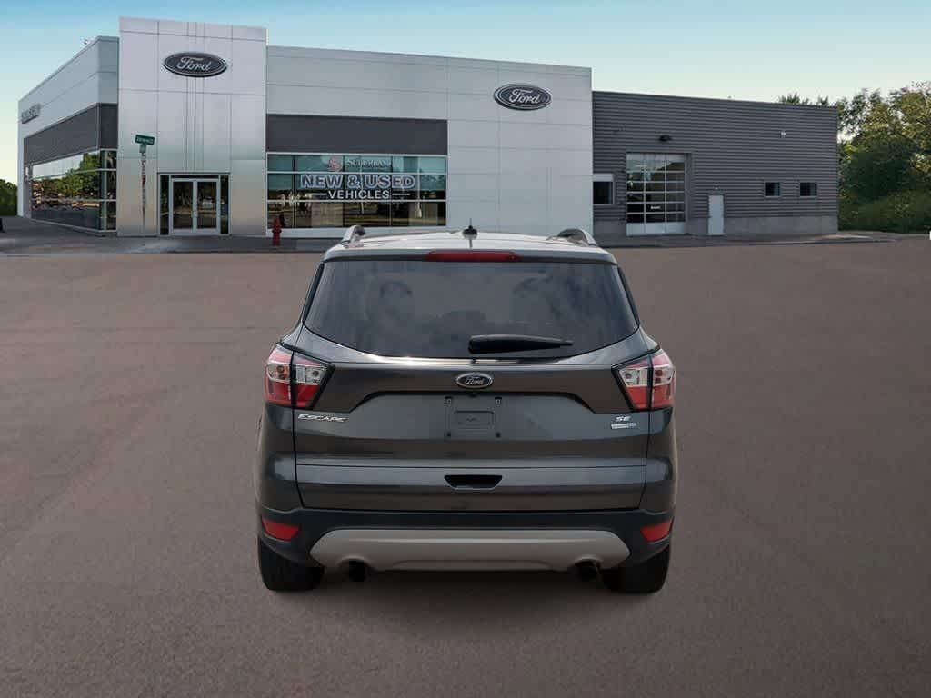 2018 Ford Escape SE 10