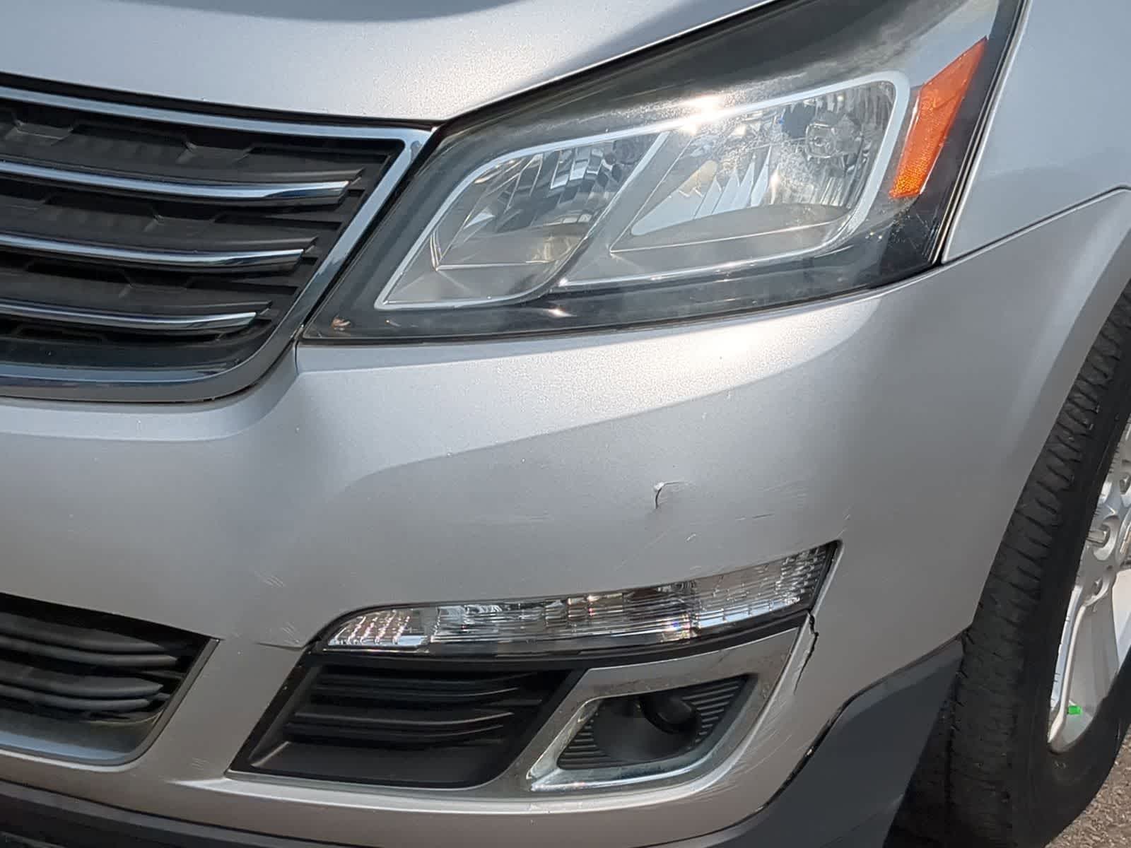 Thumbnail: 2014 Chevrolet Traverse - 15