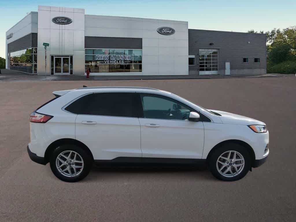 2022 Ford Edge SEL 12