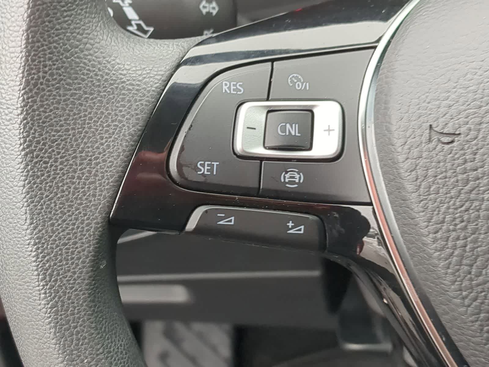 Thumbnail: 2019 Volkswagen Tiguan - 26