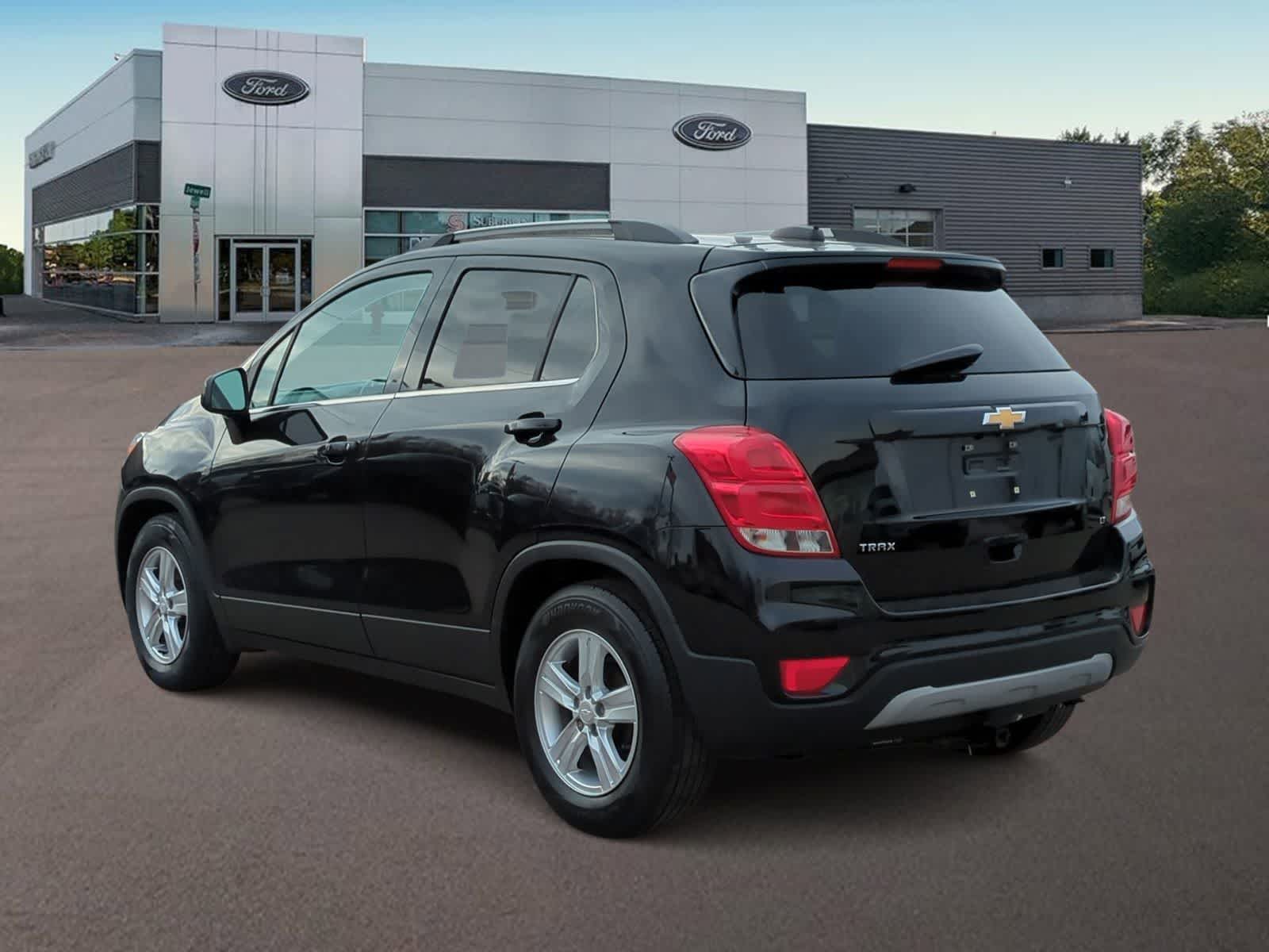 Thumbnail: 2019 Chevrolet Trax - 8