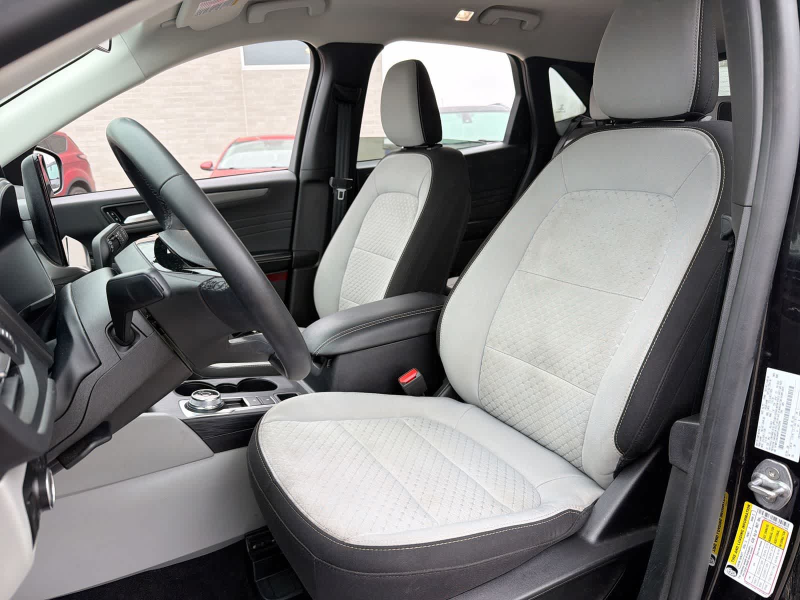 Thumbnail: 2023 Ford Escape - 22