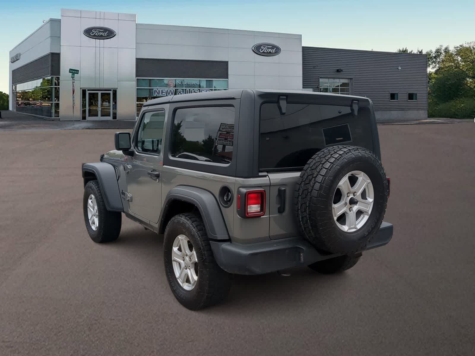Thumbnail: 2021 Jeep Wrangler - 8