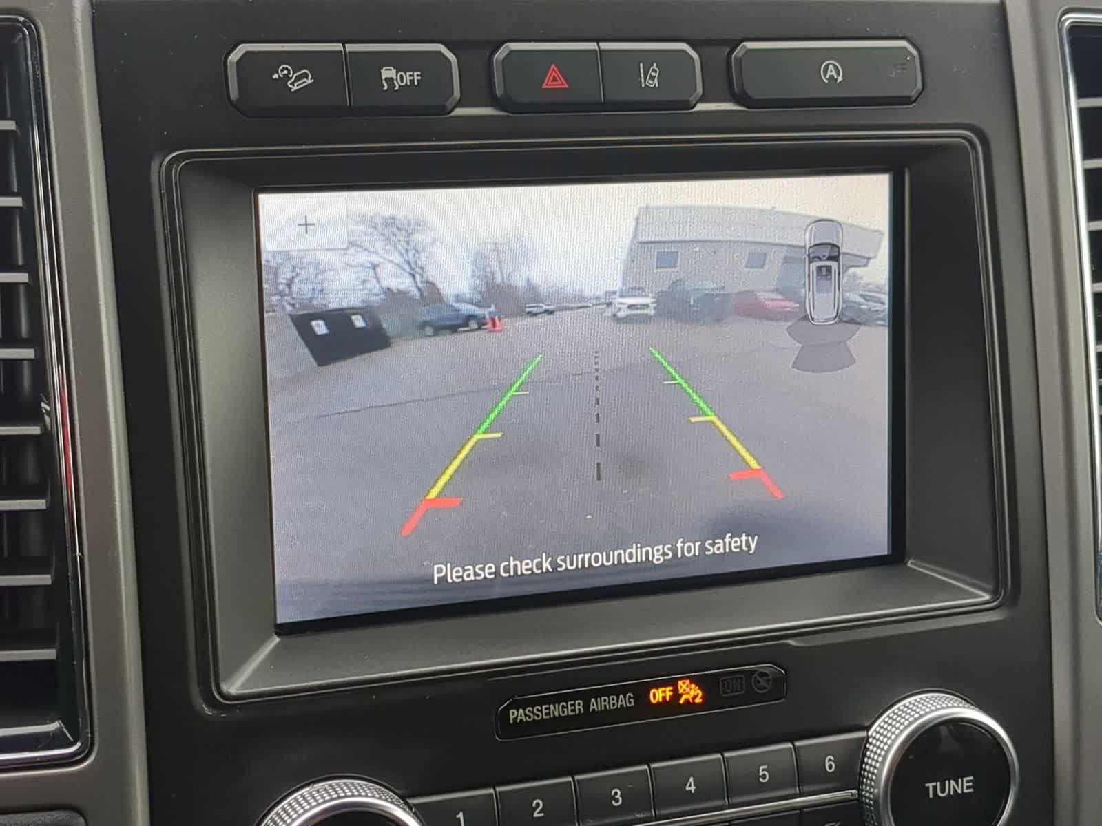 Thumbnail: 2020 Ford Expedition - 35