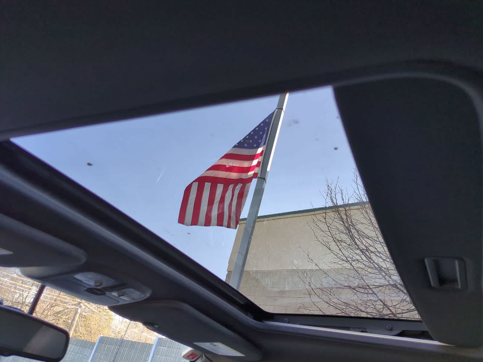 Thumbnail: 2011 Ford Escape - 23