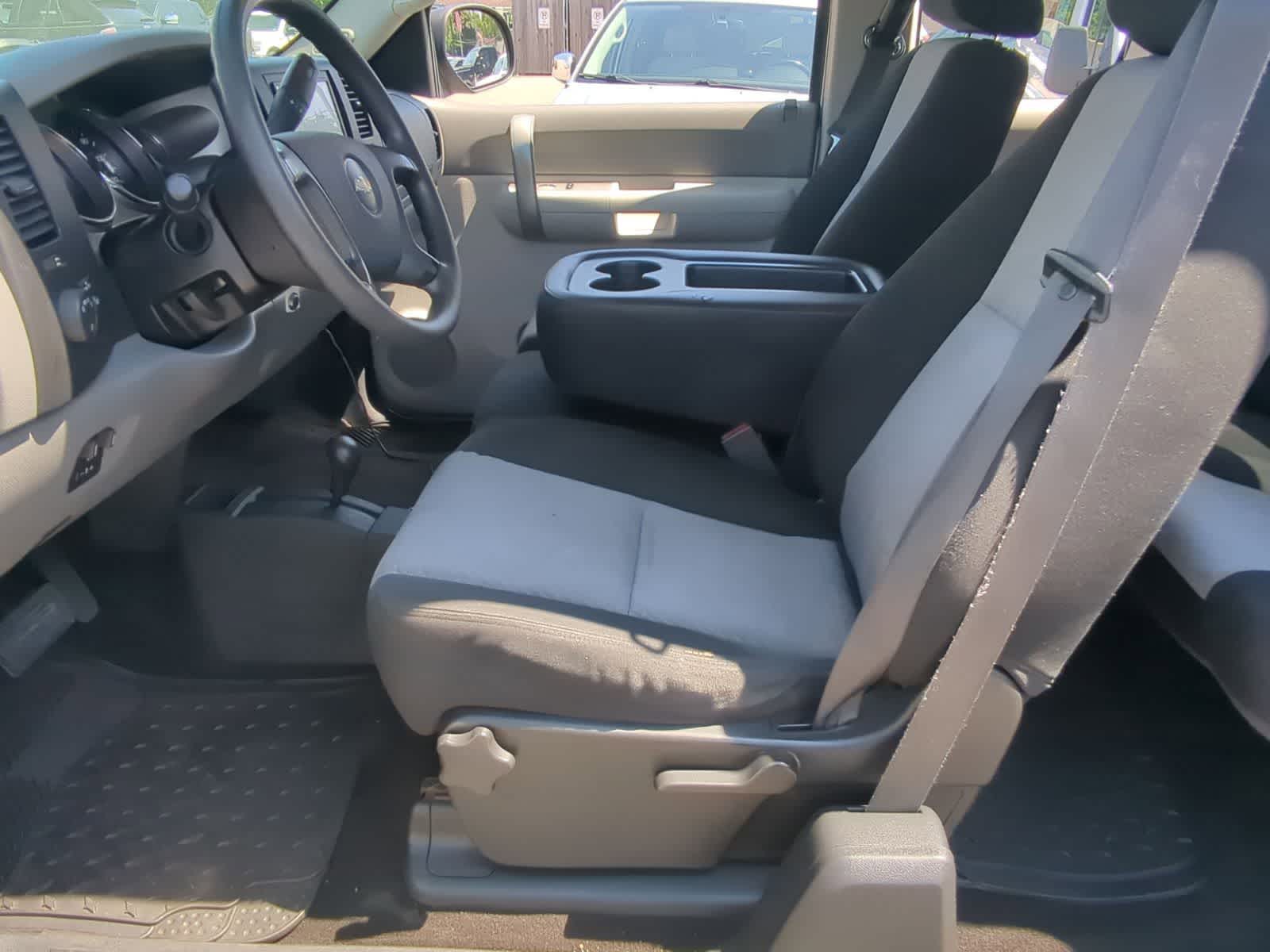 Thumbnail: 2009 Chevrolet Silverado 2500 - 18