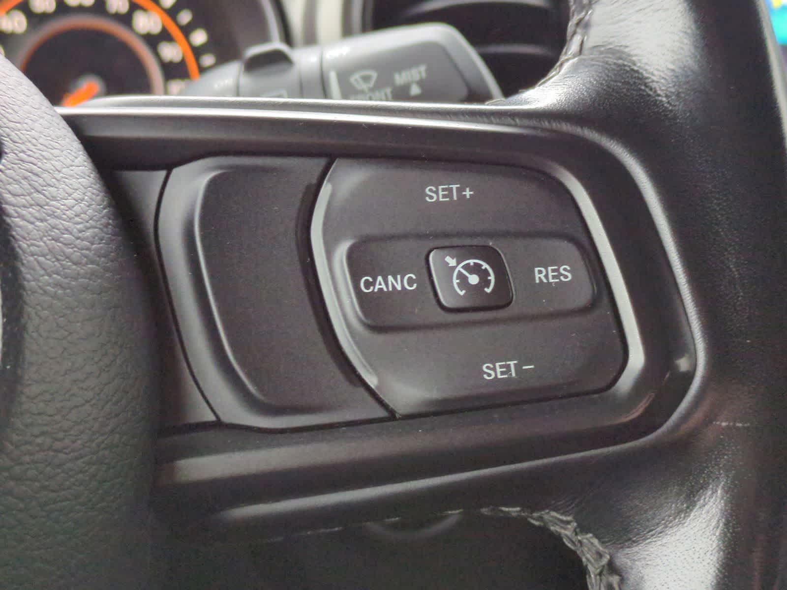 Thumbnail: 2021 Jeep Wrangler - 32