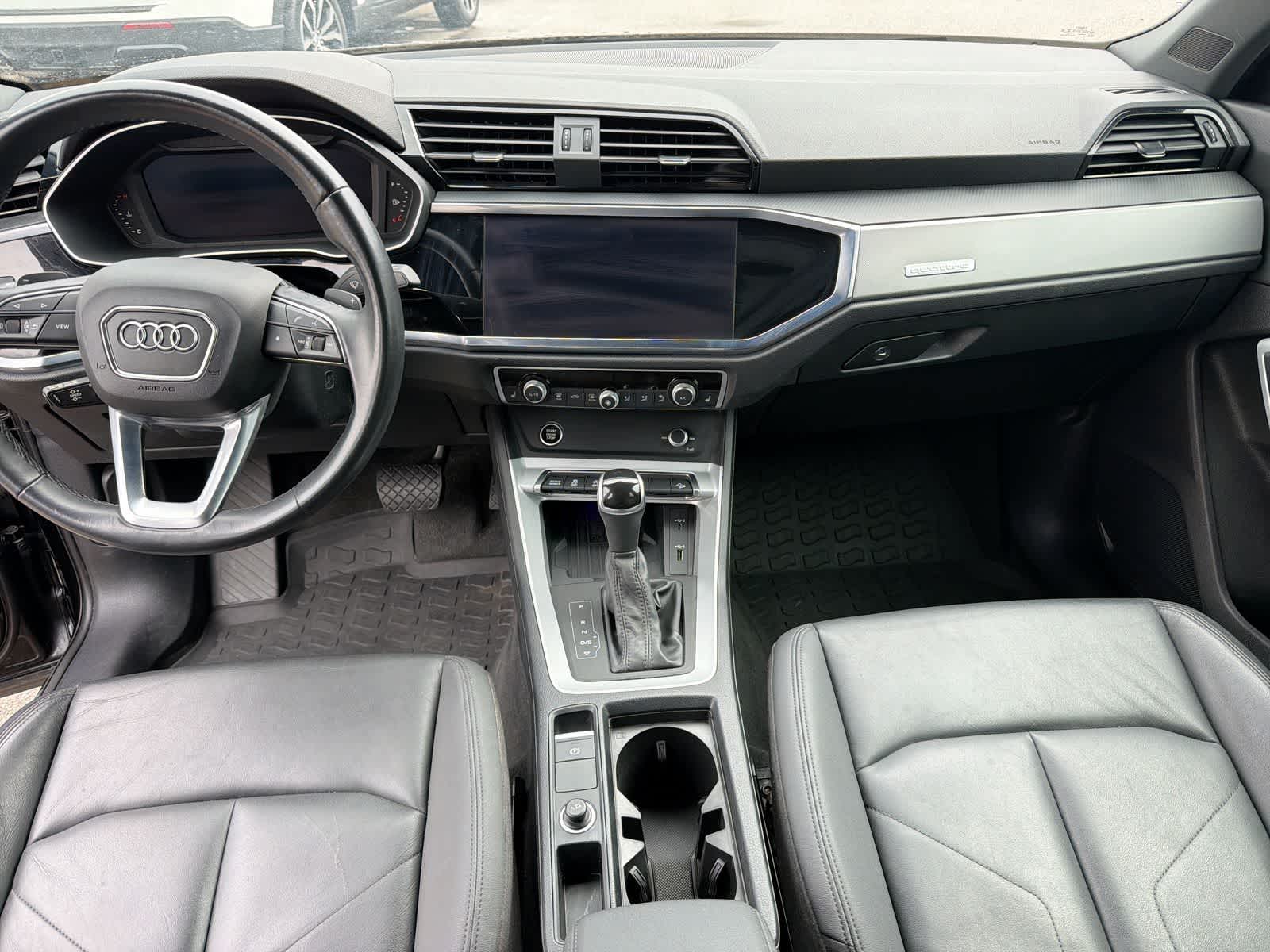 Thumbnail: 2021 Audi Q3 - 20