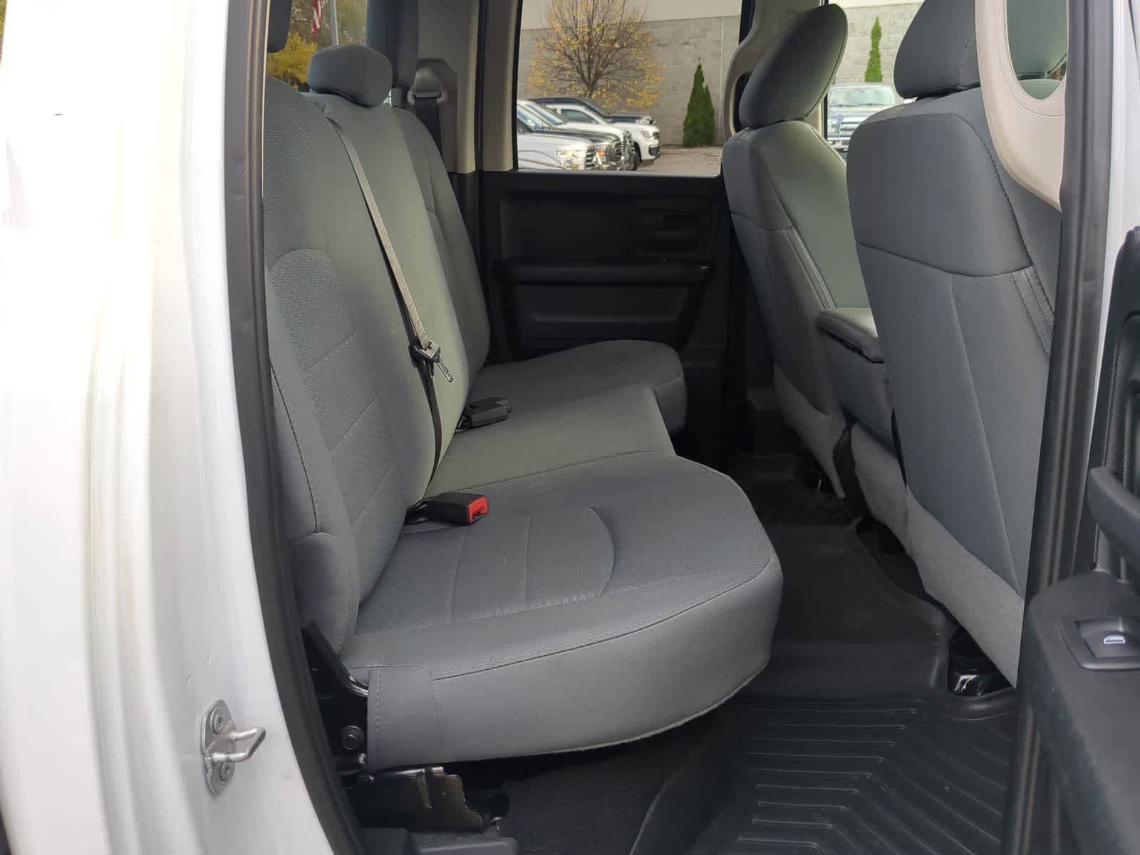 Thumbnail: 2019 RAM 1500 Classic - 27