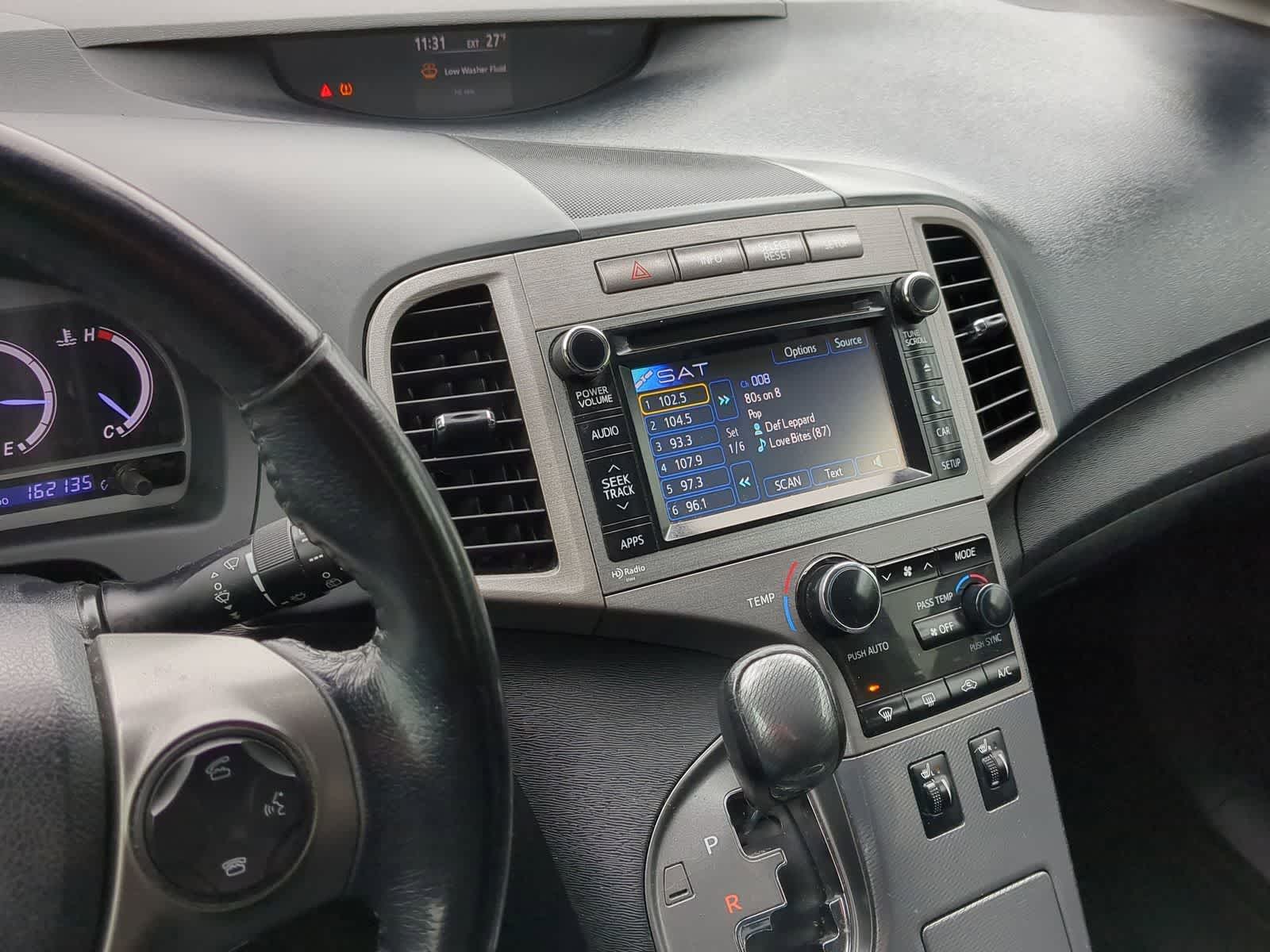Thumbnail: 2014 Toyota Venza - 32