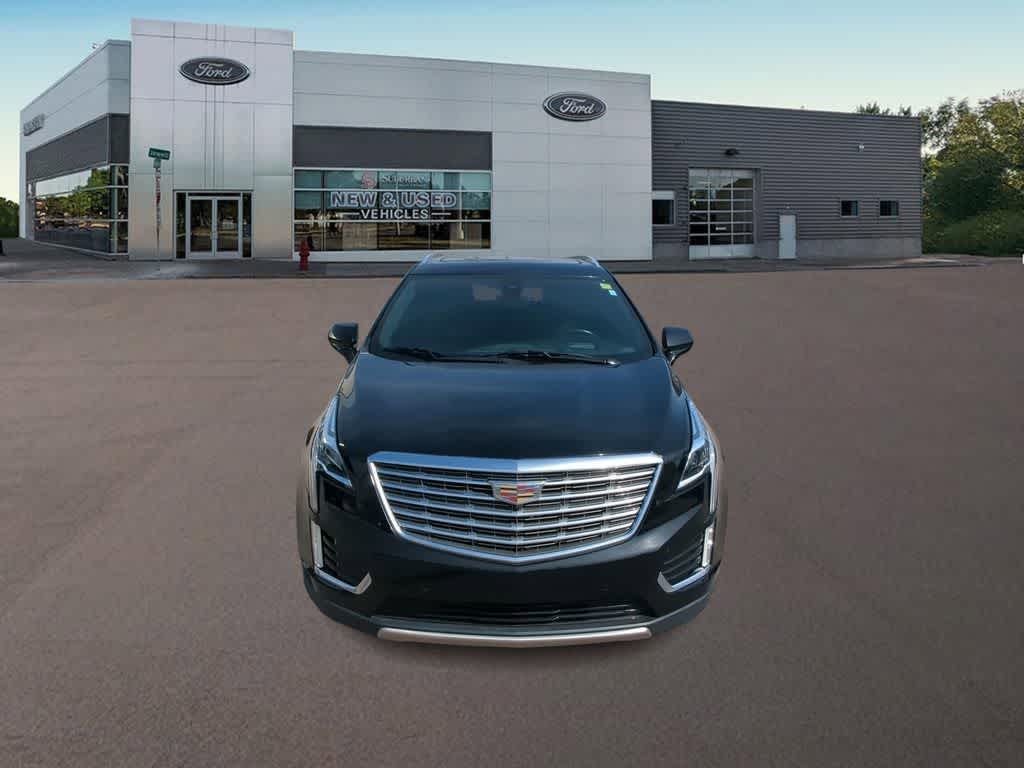 2017 Cadillac XT5 Platinum 3