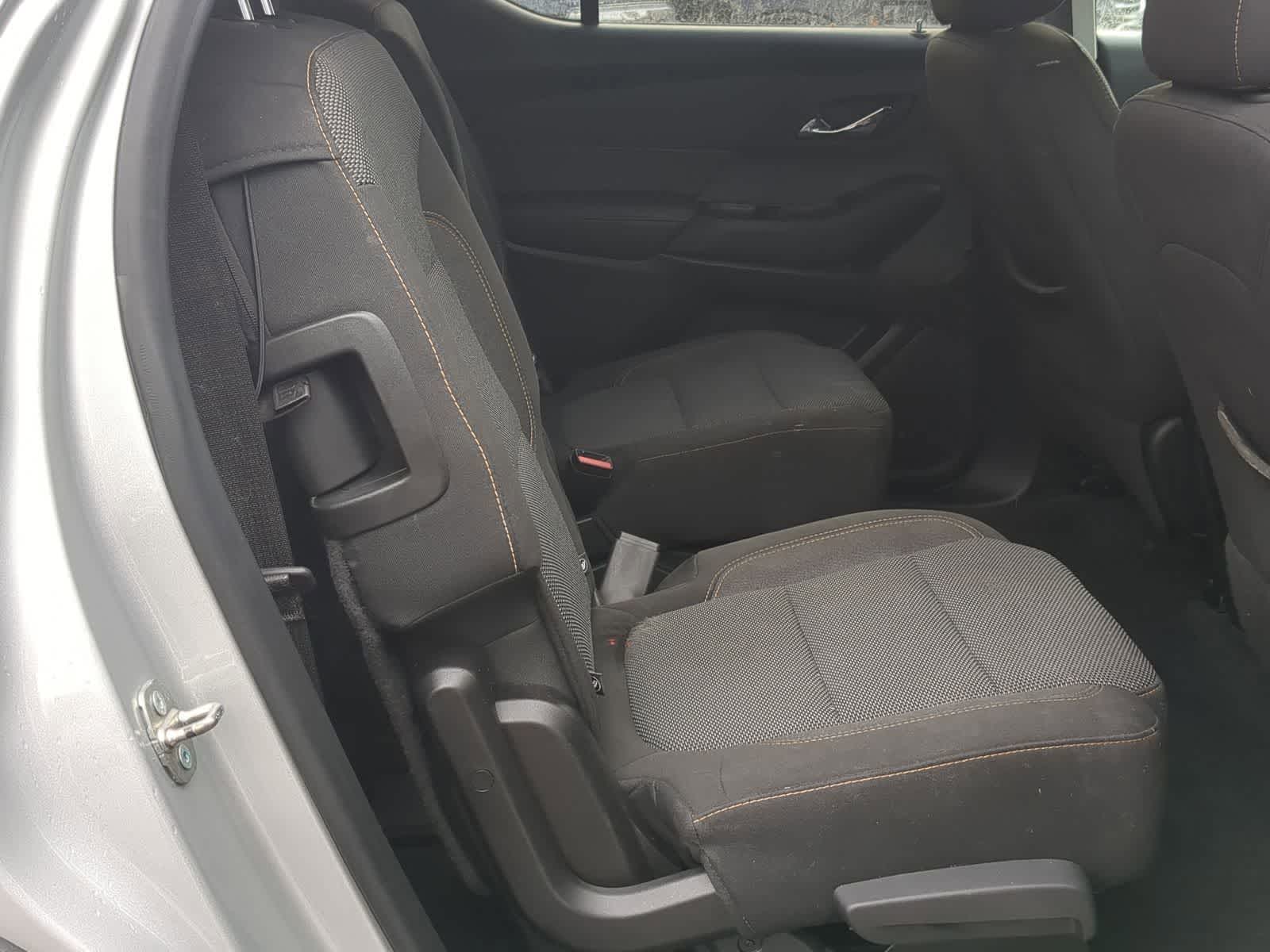 Thumbnail: 2019 Chevrolet Traverse - 26