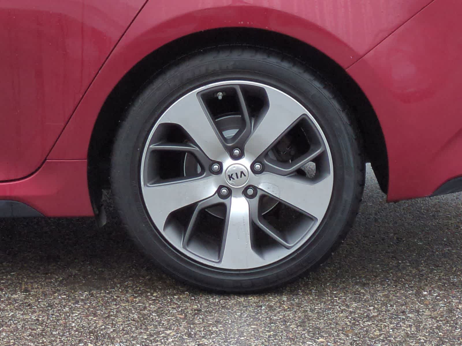 Thumbnail: 2019 Kia Optima - 15