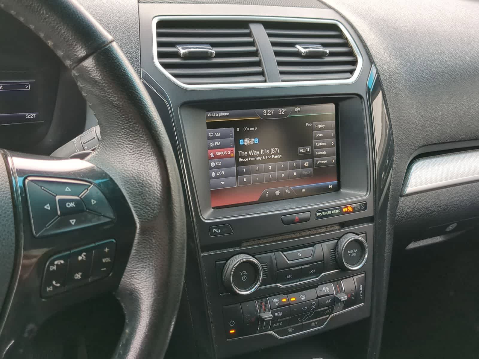 Thumbnail: 2016 Ford Explorer - 35