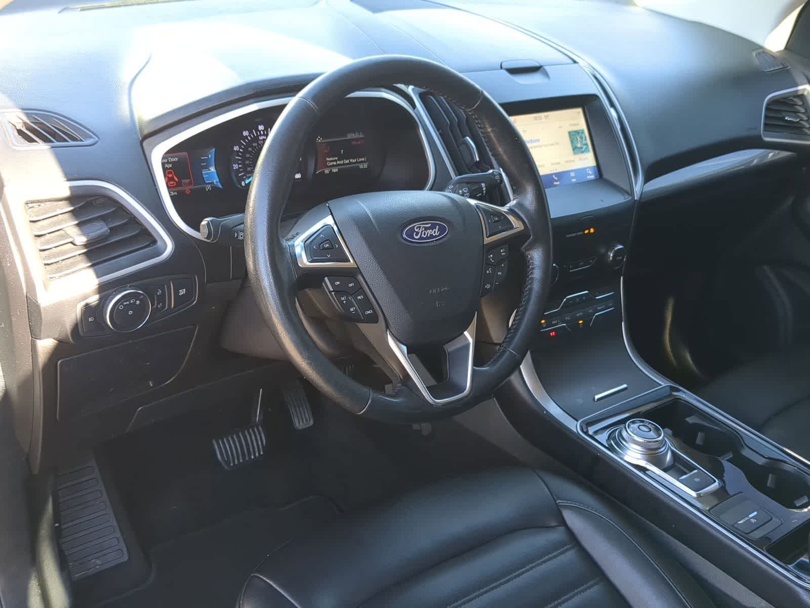 Thumbnail: 2019 Ford Edge - 11