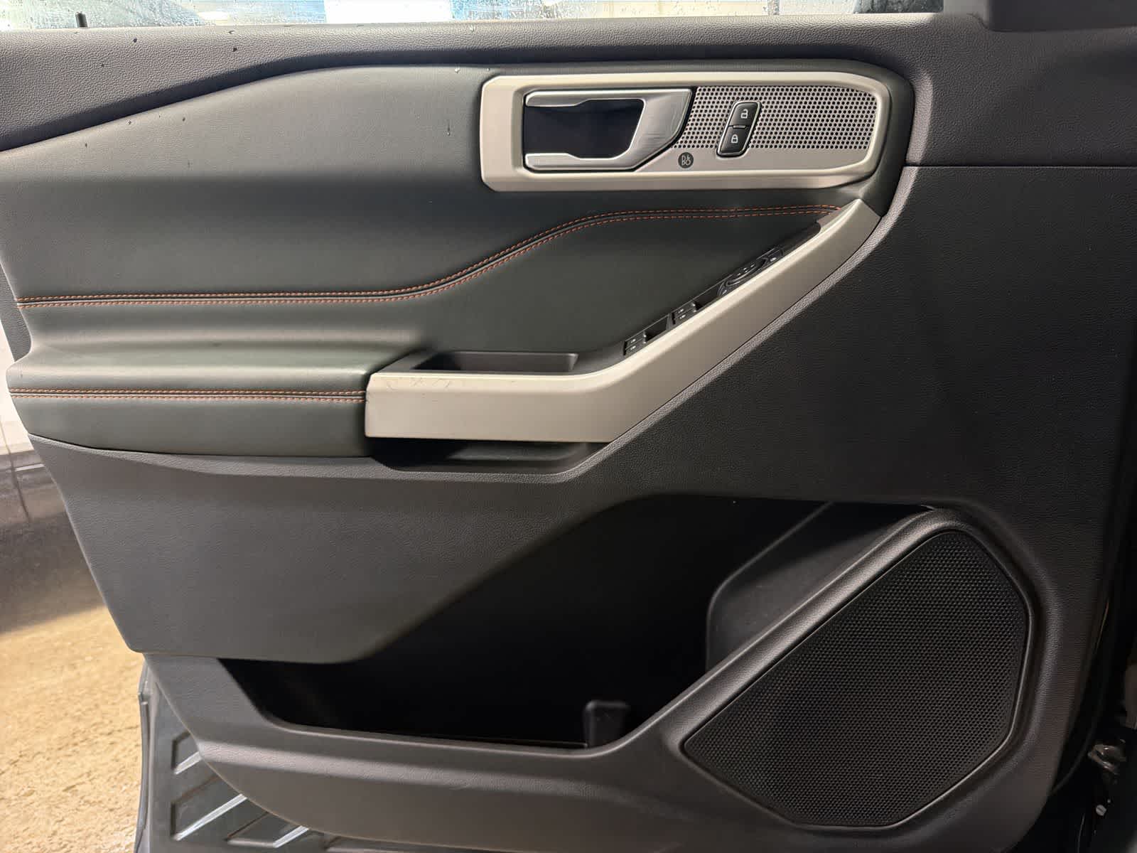 Thumbnail: 2022 Ford Explorer - 38