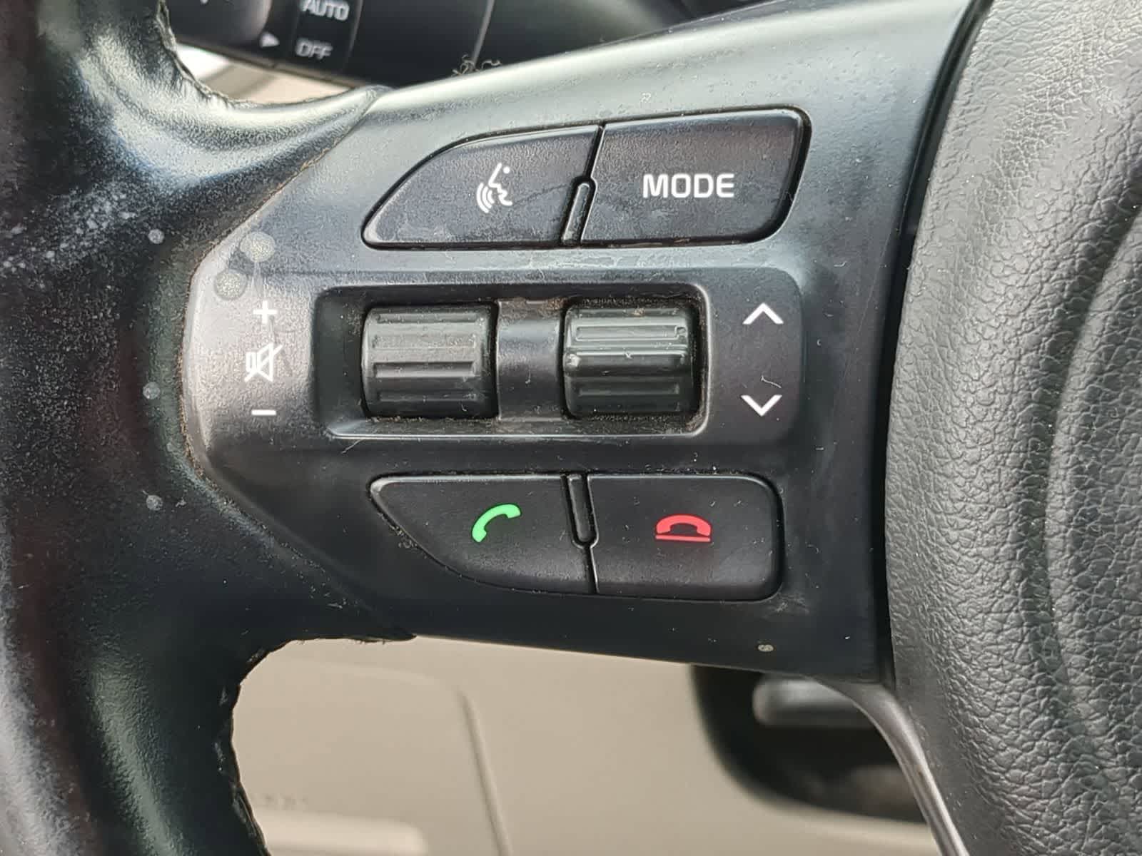 Thumbnail: 2017 Kia Sorento - 26