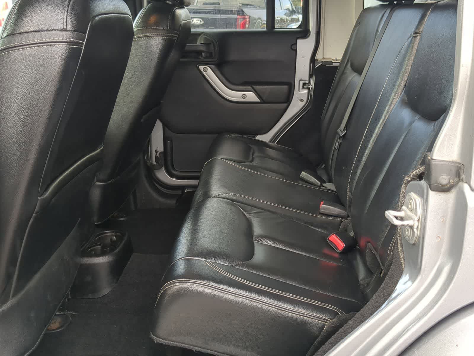 Thumbnail: 2013 Jeep Wrangler - 23